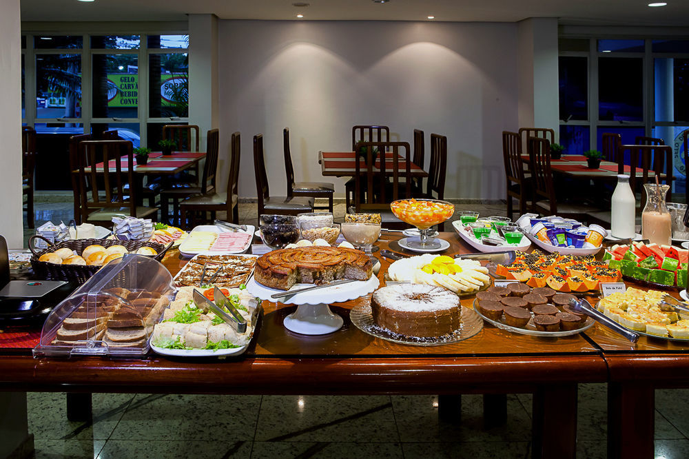 Jva Fenix Hotel Uberlândia エクステリア 写真